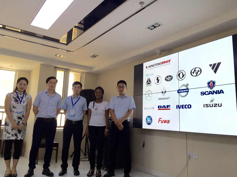 盧旺達客戶來訪并簽訂首批試訂單(圖1)